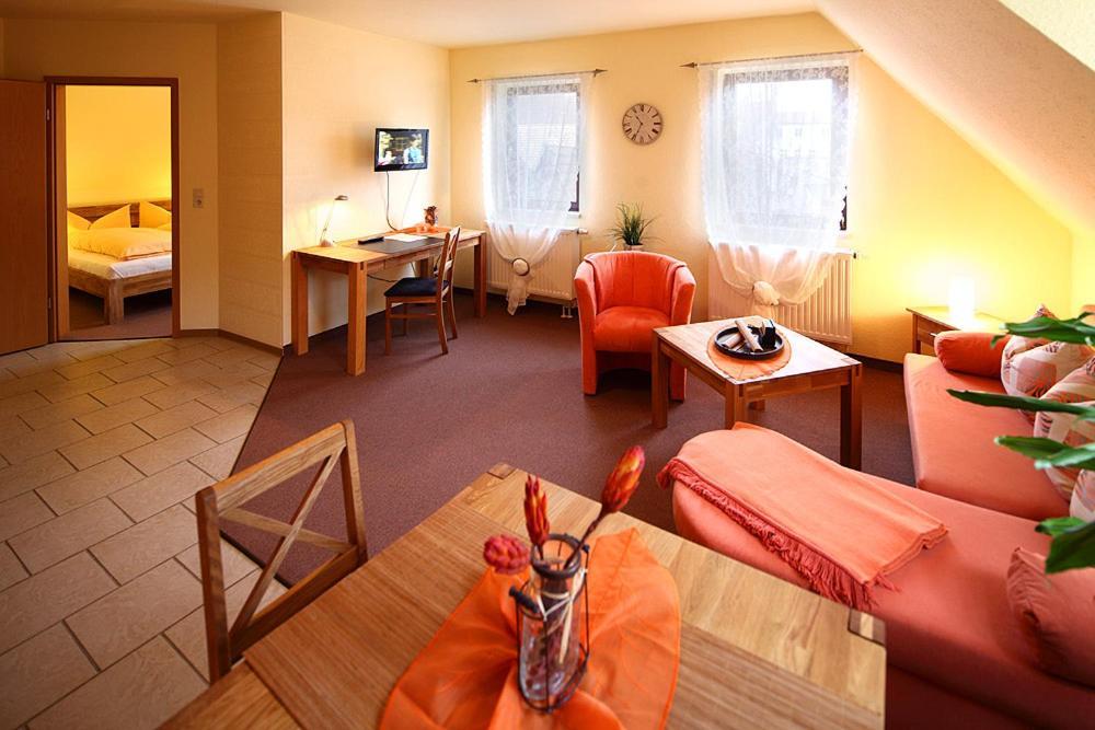 Hotel-Pension Zum Markt Torgau Dış mekan fotoğraf